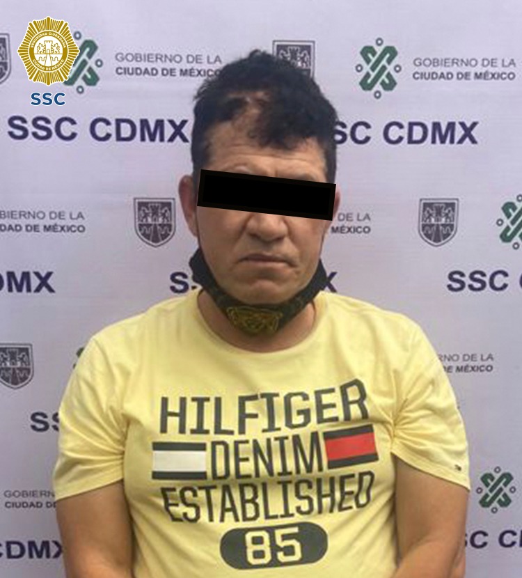 En la Alcaldía Cuauhtémoc, policías de la SSC detuvieron a dos hombres originarios de Colombia señalados como posibles responsables del asalto a un ciudadano