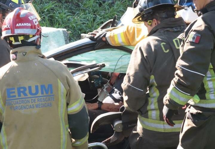 Fatal Accidente en Anillo Periférico: Hombre Pierde el Control de su Vehículo y Pierde la Vida